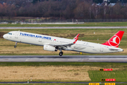 Turkish Airlines Airbus A321-231 (TC-JSM) at  Dusseldorf - International, Germany