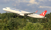 Turkish Airlines Airbus A321-231 (TC-JSM) at  Hamburg - Fuhlsbuettel (Helmut Schmidt), Germany