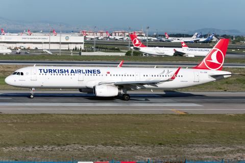 Turkish Airlines Airbus A321-231 (TC-JSN) at  Istanbul - Ataturk, Turkey
