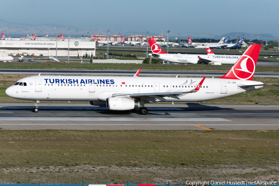 Turkish Airlines Airbus A321-231 (TC-JSN) | Photo 496231