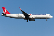 Turkish Airlines Airbus A321-231 (TC-JSR) at  Istanbul - Ataturk, Turkey