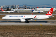 Turkish Airlines Airbus A321-231 (TC-JSR) at  Istanbul - Ataturk, Turkey