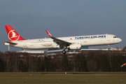 Turkish Airlines Airbus A321-231 (TC-JSS) at  Hamburg - Fuhlsbuettel (Helmut Schmidt), Germany