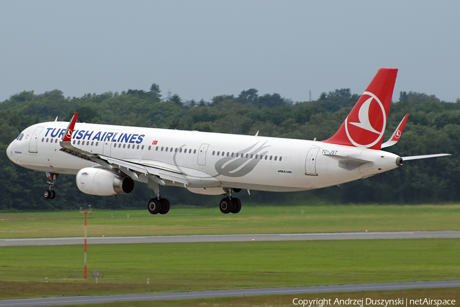 Turkish Airlines Airbus A321-231 (TC-JST) | Photo 123206