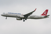 Turkish Airlines Airbus A321-231 (TC-JST) at  Hamburg - Fuhlsbuettel (Helmut Schmidt), Germany