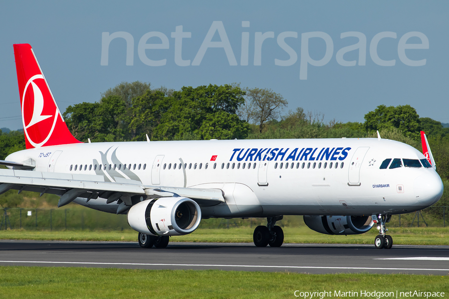 Turkish Airlines Airbus A321-231 (TC-JST) | Photo 108583