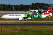 Turkish Airlines Airbus A321-231 (TC-JSU) at  Hamburg - Fuhlsbuettel (Helmut Schmidt), Germany