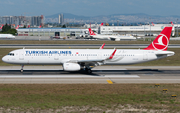 Turkish Airlines Airbus A321-231 (TC-JSU) at  Istanbul - Ataturk, Turkey