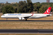 Turkish Airlines Airbus A321-231 (TC-JSU) at  Berlin - Tegel, Germany