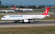 Turkish Airlines Airbus A321-231 (TC-JSY) at  Istanbul - Ataturk, Turkey