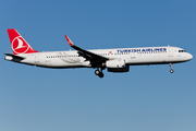 Turkish Airlines Airbus A321-231 (TC-JTA) at  Stockholm - Arlanda, Sweden