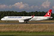 Turkish Airlines Airbus A321-231 (TC-JTD) at  Hamburg - Fuhlsbuettel (Helmut Schmidt), Germany