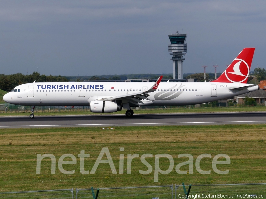 Turkish Airlines Airbus A321-231 (TC-JTE) | Photo 261807