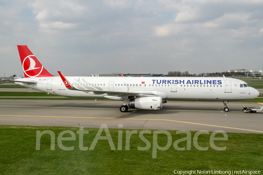 Turkish Airlines Airbus A321-231 (TC-JTF) | Photo 389948