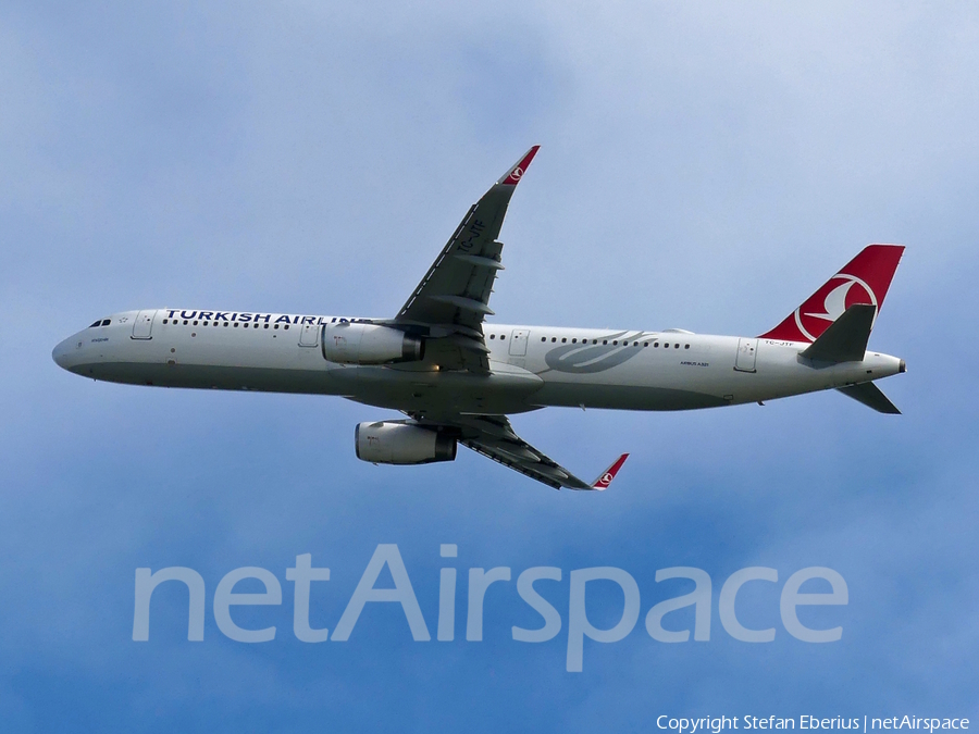 Turkish Airlines Airbus A321-231 (TC-JTF) | Photo 643412