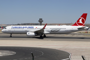 Turkish Airlines Airbus A321-231 (TC-JTF) at  Madrid - Barajas, Spain