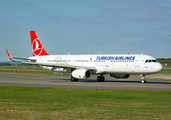 Turkish Airlines Airbus A321-231 (TC-JTF) at  Oslo - Gardermoen, Norway