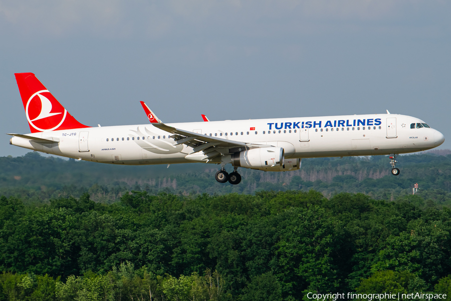 Turkish Airlines Airbus A321-231 (TC-JTG) | Photo 453595
