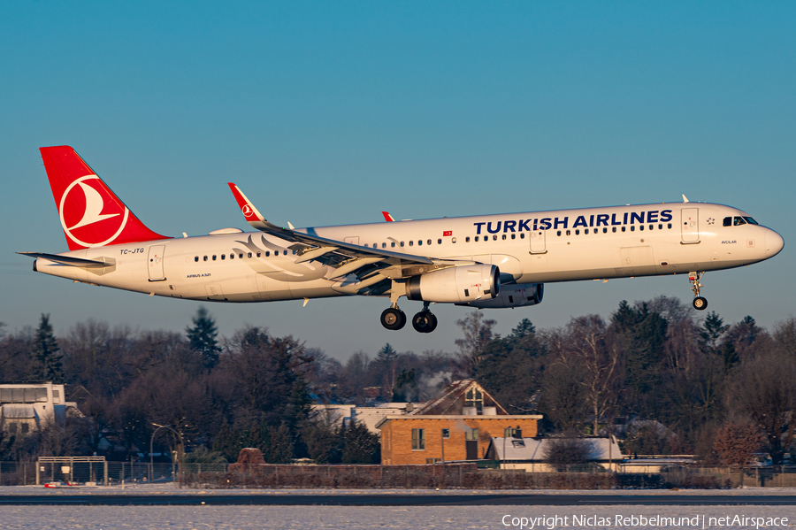 Turkish Airlines Airbus A321-231 (TC-JTG) | Photo 605781