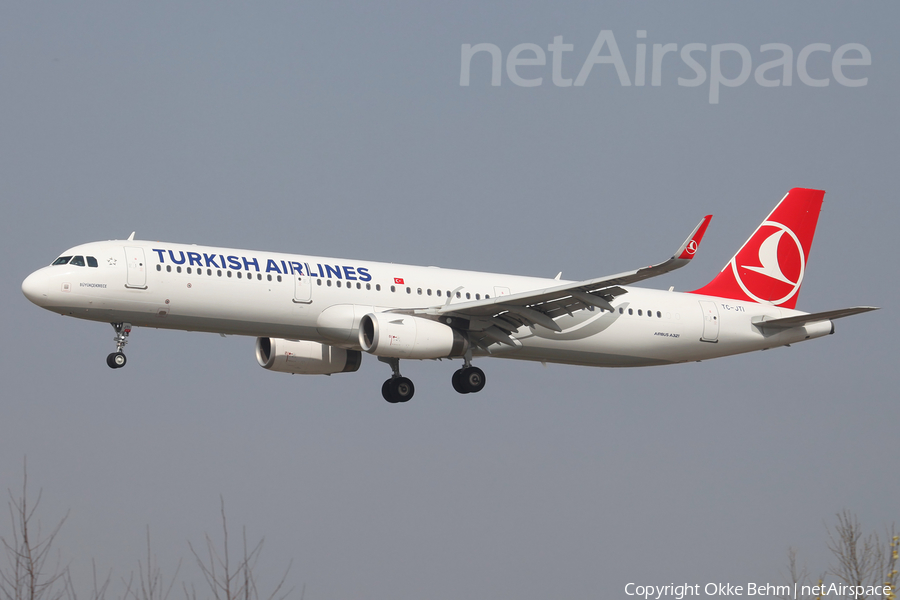 Turkish Airlines Airbus A321-231 (TC-JTI) | Photo 235993