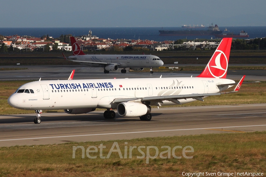 Turkish Airlines Airbus A321-231 (TC-JTI) | Photo 290013