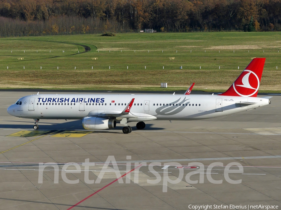 Turkish Airlines Airbus A321-231 (TC-JTL) | Photo 600577