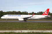 Turkish Airlines Airbus A321-231 (TC-JTL) at  Hamburg - Fuhlsbuettel (Helmut Schmidt), Germany