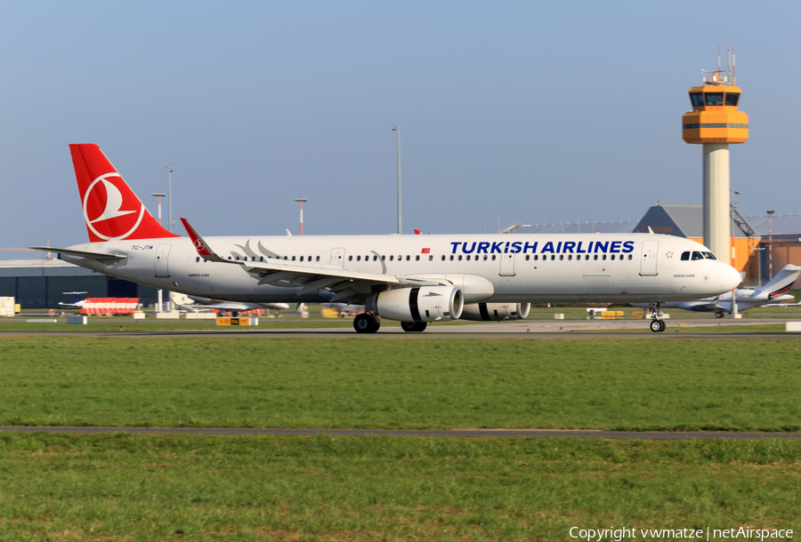 Turkish Airlines Airbus A321-231 (TC-JTM) | Photo 154844