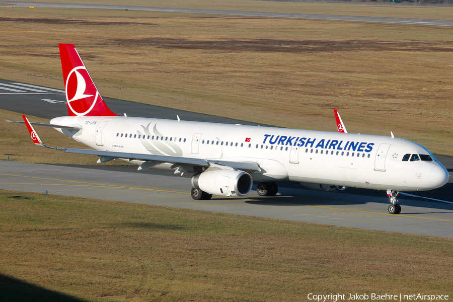 Turkish Airlines Airbus A321-231 (TC-JTN) | Photo 137884