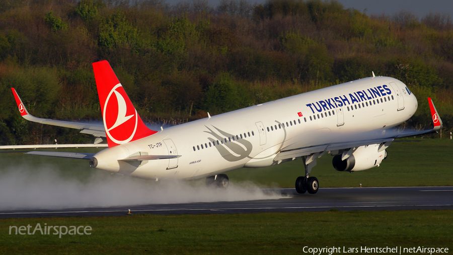 Turkish Airlines Airbus A321-231 (TC-JTP) | Photo 158087