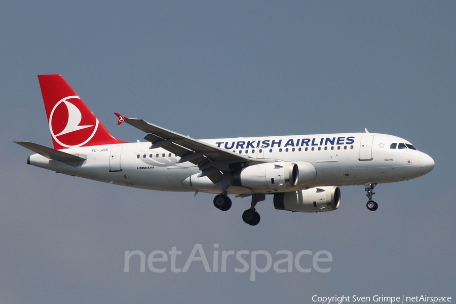 Turkish Airlines Airbus A319-132 (TC-JUA) | Photo 431070