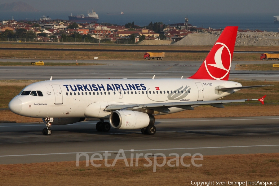 Turkish Airlines Airbus A319-132 (TC-JUD) | Photo 432742