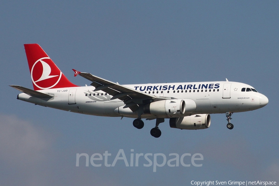 Turkish Airlines Airbus A319-132 (TC-JUD) | Photo 83835