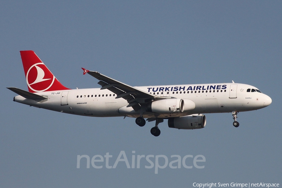 Turkish Airlines Airbus A320-232 (TC-JUI) | Photo 89131
