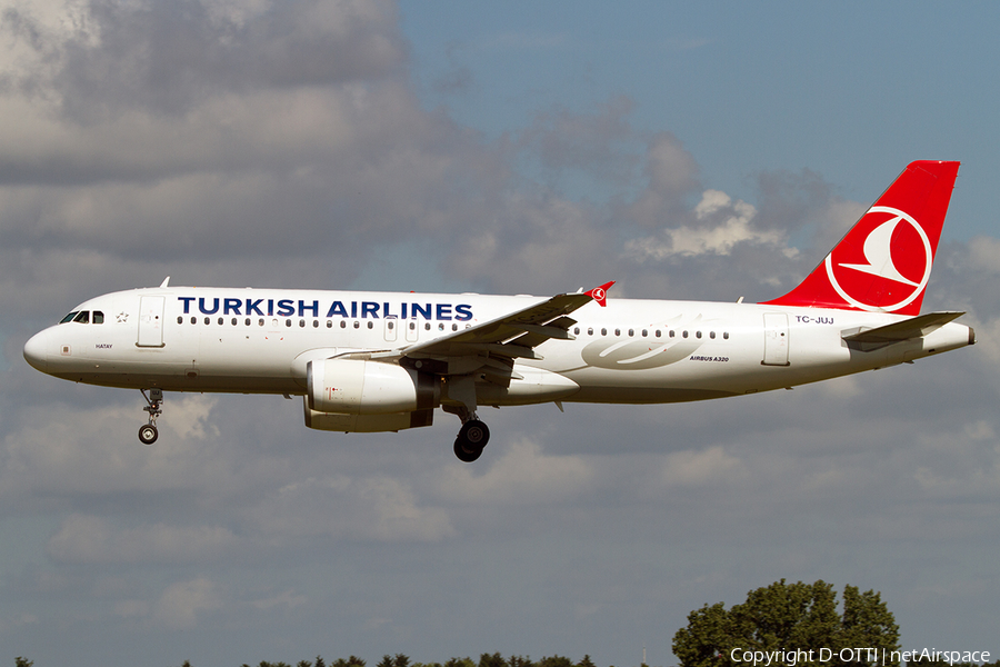 Turkish Airlines Airbus A320-232 (TC-JUJ) | Photo 502589