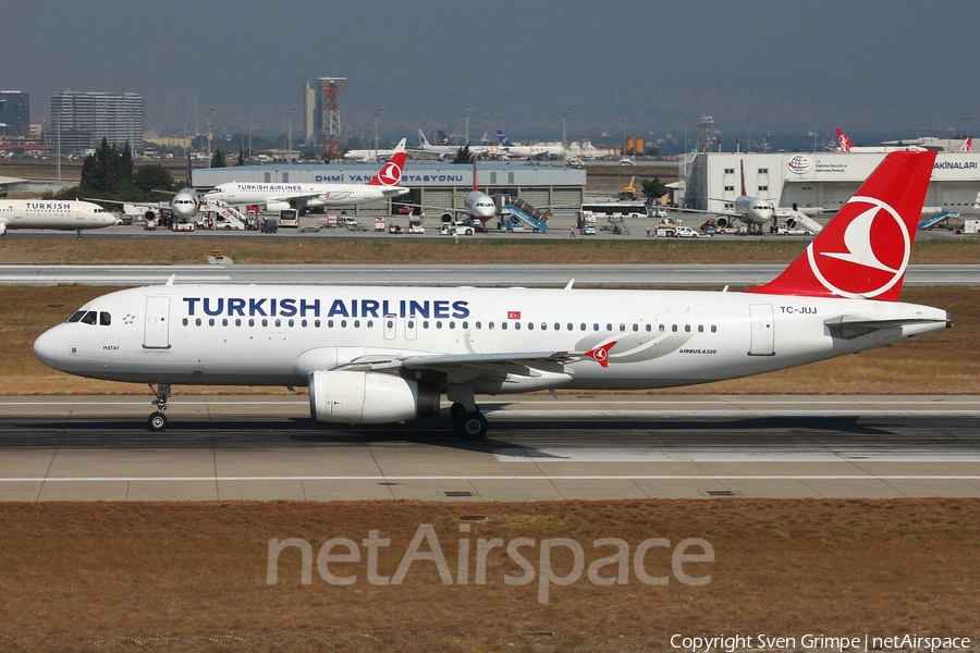 Turkish Airlines Airbus A320-232 (TC-JUJ) | Photo 87599