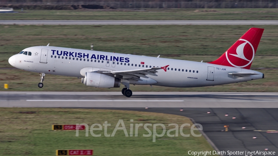 Turkish Airlines Airbus A320-232 (TC-JUK) | Photo 234436