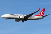 Turkish Airlines Boeing 737-8F2 (TC-JVA) at  London - Gatwick, United Kingdom