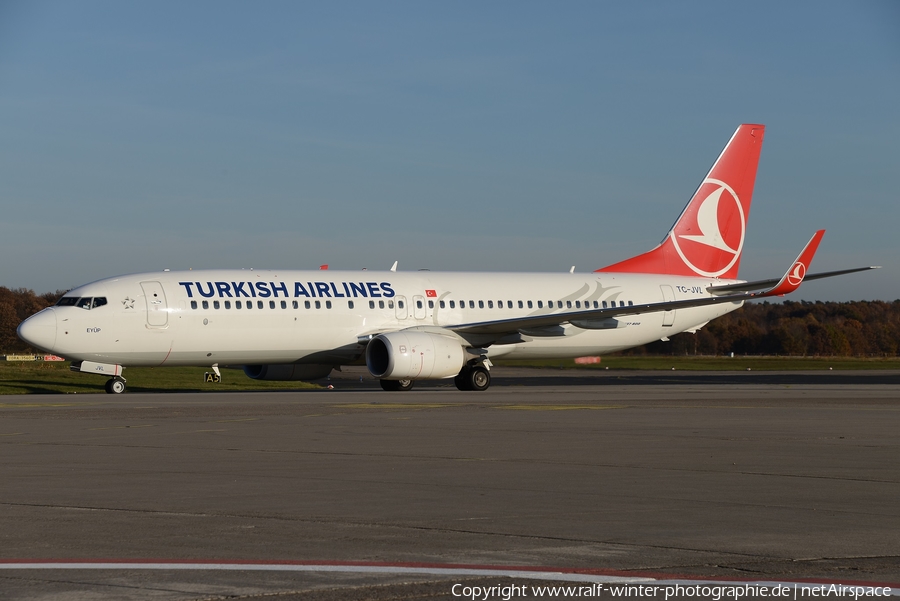 Turkish Airlines Boeing 737-8F2 (TC-JVL) | Photo 392455