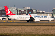Turkish Airlines Boeing 737-8F2 (TC-JVM) at  Bremen, Germany