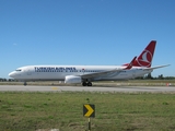 Turkish Airlines Boeing 737-8F2 (TC-JVN) at  Porto, Portugal