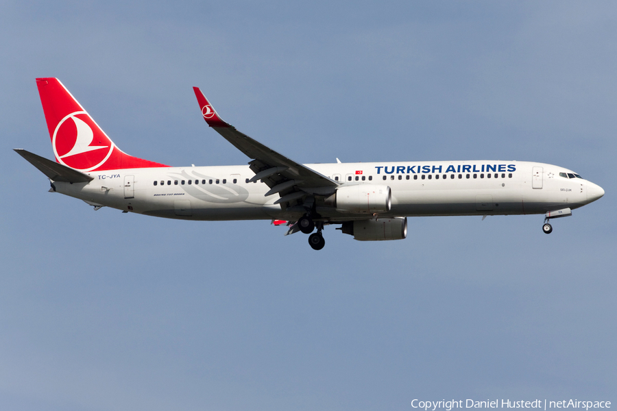 Turkish Airlines Boeing 737-9F2(ER) (TC-JYA) | Photo 498072