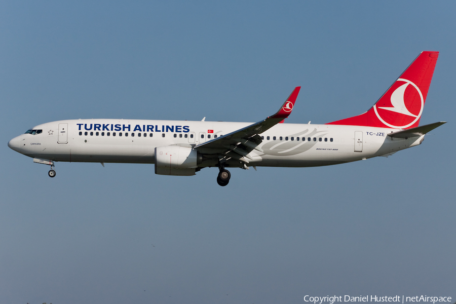 Turkish Airlines Boeing 737-8F2 (TC-JZE) | Photo 449979