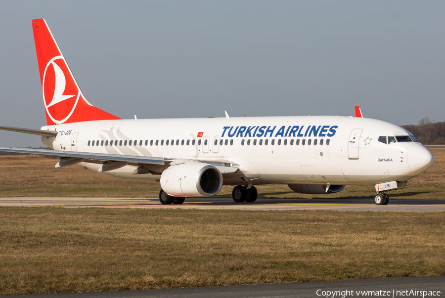 Turkish Airlines Boeing 737-8F2 (TC-JZE) | Photo 431749