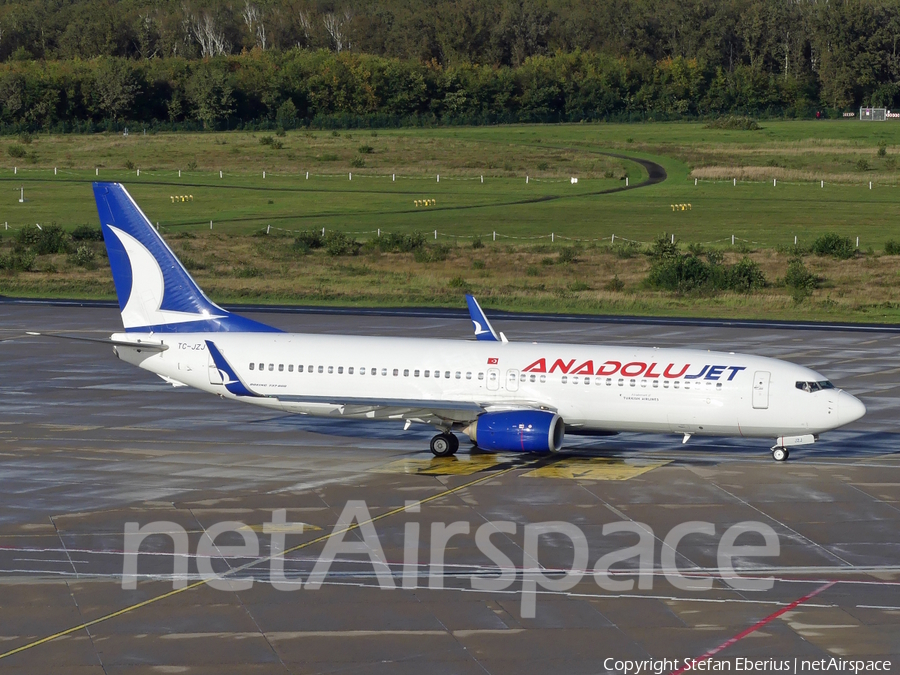 AnadoluJet Boeing 737-8AS (TC-JZJ) | Photo 595722