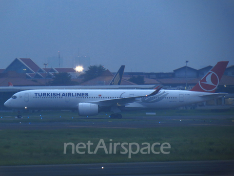 Turkish Airlines Airbus A350-941 (TC-LGC) at  Jakarta - Soekarno-Hatta International, Indonesia