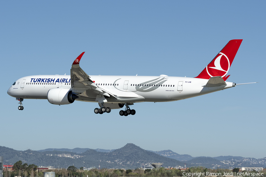 Turkish Airlines Airbus A350-941 (TC-LHB) | Photo 676740