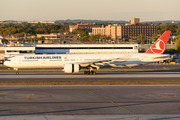 Turkish Airlines Boeing 777-3F2(ER) (TC-LJA) at  New York - John F. Kennedy International, United States