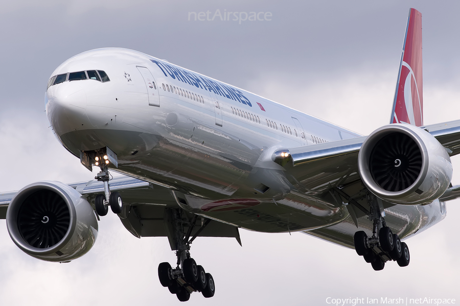 Turkish Airlines Boeing 777-3F2(ER) (TC-LJA) | Photo 94382