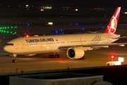 Turkish Airlines Boeing 777-3F2(ER) (TC-LJB) at  Houston - George Bush Intercontinental, United States